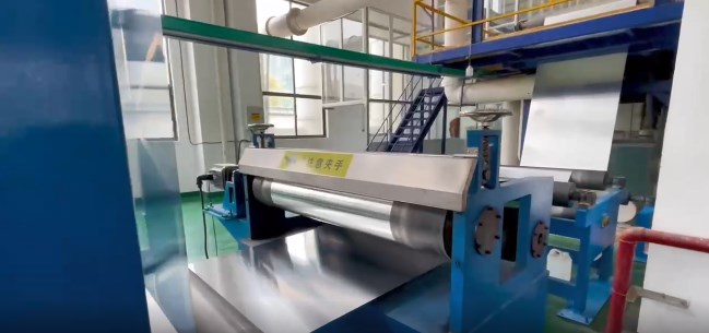 Jakie zalety mają profesjonalni producenci płyt bezprocesowych?